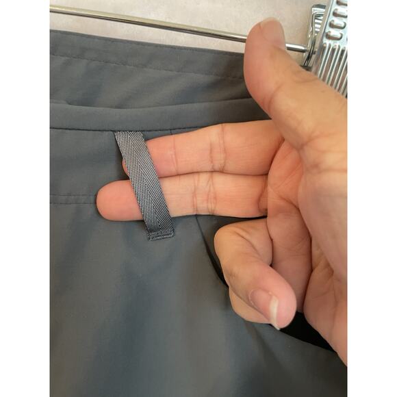 Arc'Teryx Creston 8" Shorts Dark Gray Size 34 - Picture 6 of 13